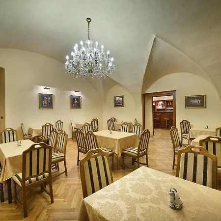 Ea Hostel